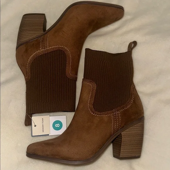 UNIVERSAL THREAD ANKLE BOOTS size 8 - Picture 3 of 3
